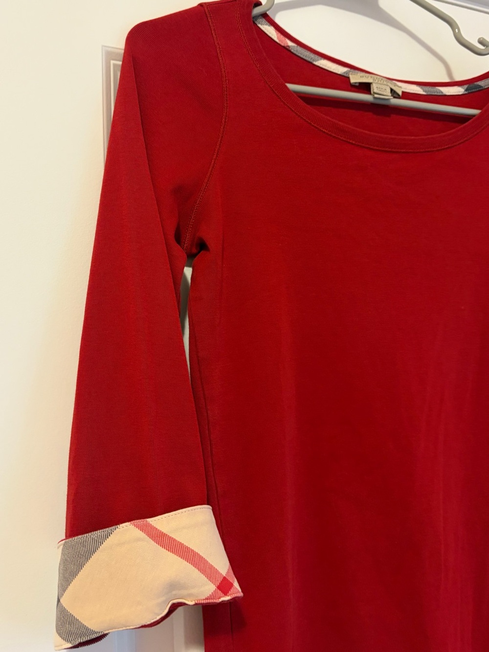 Burberry Brit Red Scoop Neck Top Plaid Cuffs Size M - Picture 3 of 6